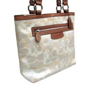 Euc Vintage Coach East/West Optic Signature Y2k Shoulder Bag